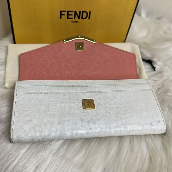💯Authentic Fendi Long Leather Wallet🍀 - Picture 6 of 17